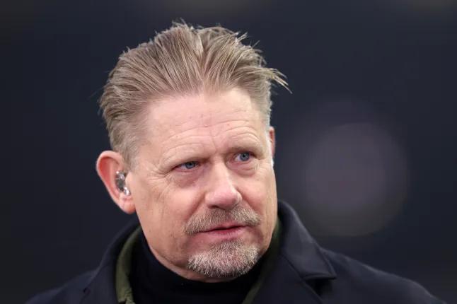 舒梅切尔：曼联的积分能追上曼城；卡里克值得转正